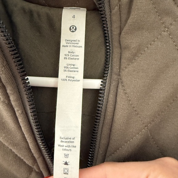 lululemon athletica Cropped Quilted Women's Puffer Jacket - Picture 3 of 4